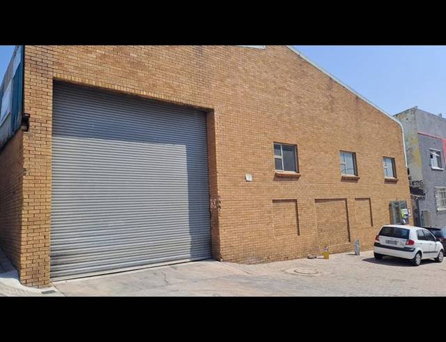 INDUSTRIAL PROPERTY TO RENT IN SIDWELL
